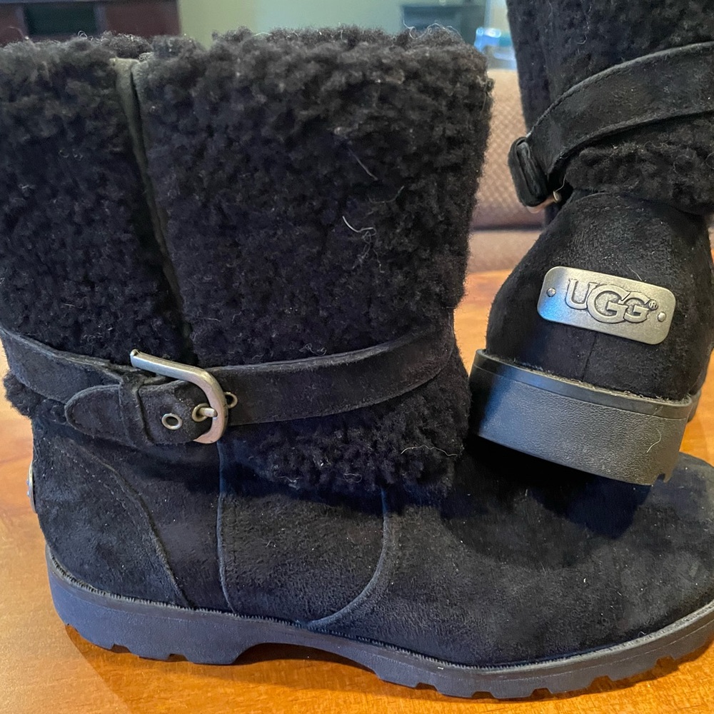 Ugg short winter boots 6